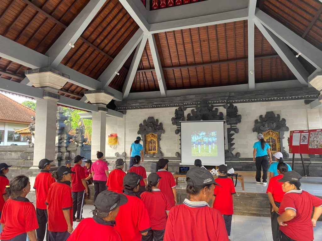 Pelaksanaan Kegiatan Posyandu Lansia Banjar Karangenjung Bhakti - 08 Juni 2025